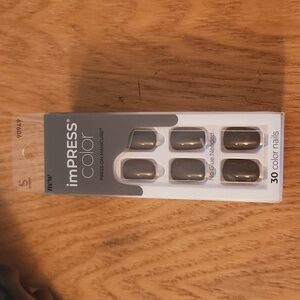 Impress press on nails